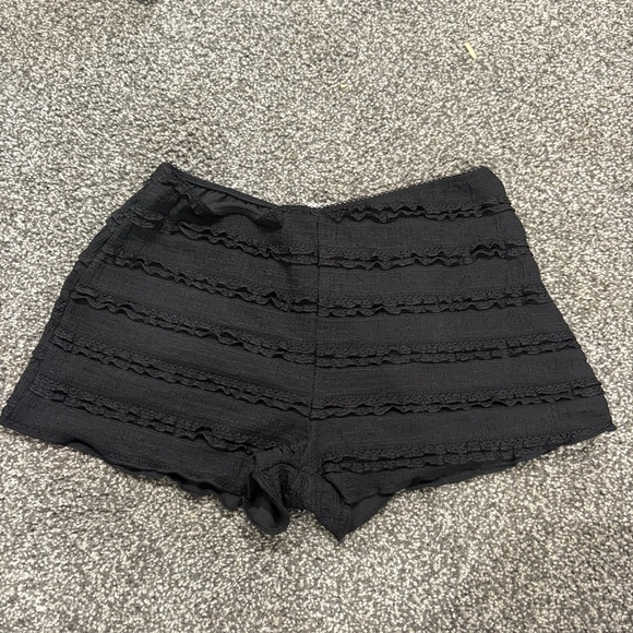 Black Mini Ruffle Shorts - Picture 1 of 2